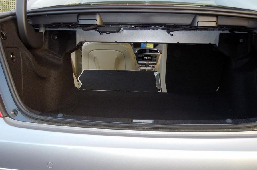  Mercedes-Benz C350 Sedan 2012 года  (фото 8 из 43)